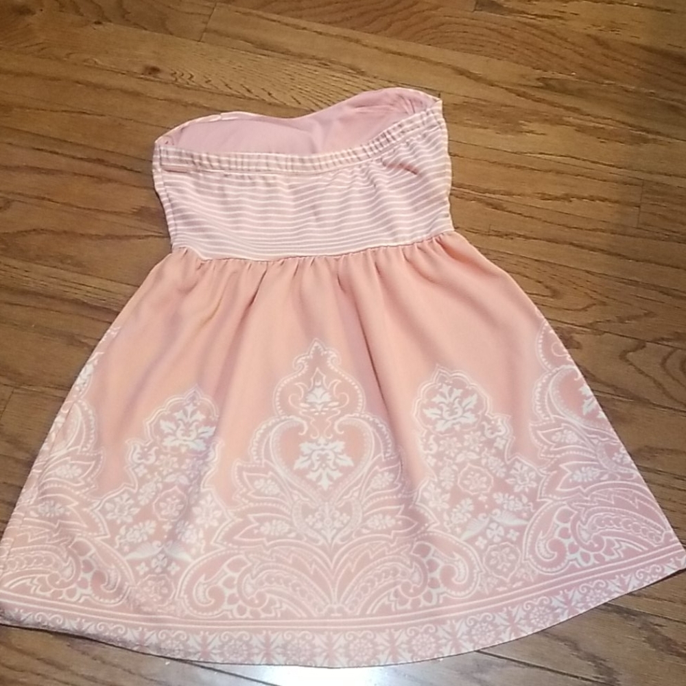 Dress - Picture 4 of 5